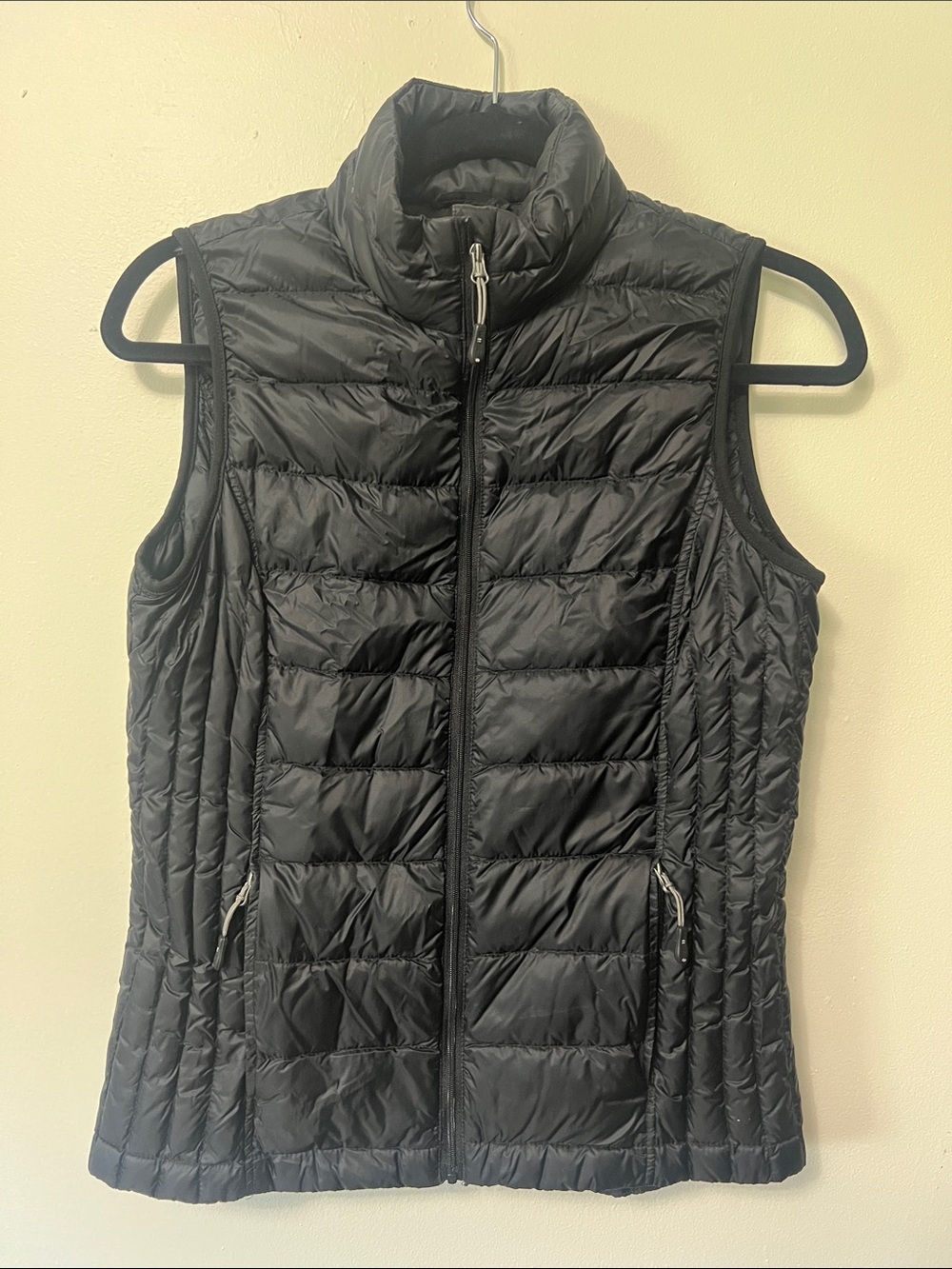 Women's Black Quilted Packable Puffer Vest